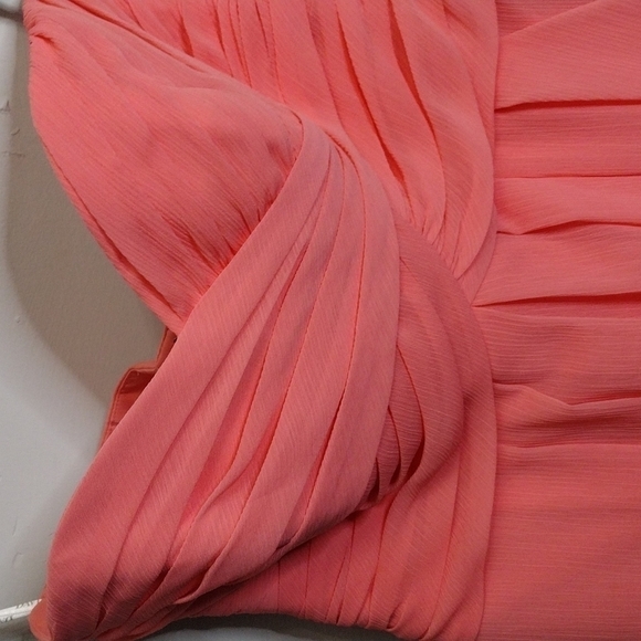 David's Bridal Bridesmaids Strapless dress Size 4 Style F14847 - Picture 4 of 8